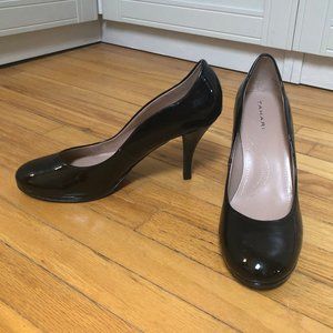 Brand new Tahari heels